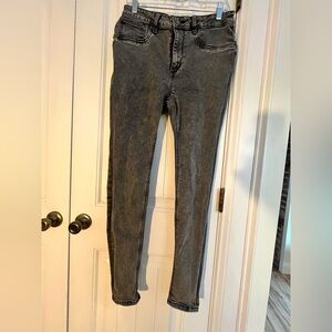 Stylish Gray STRETCHY Women's Jeans